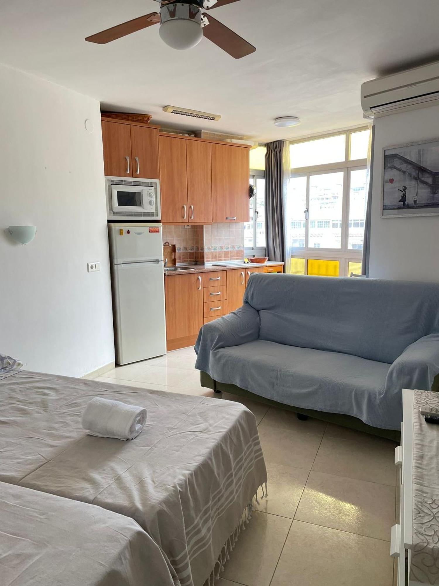 Encantador Estudio En Benalmadena Costa Bagian luar foto