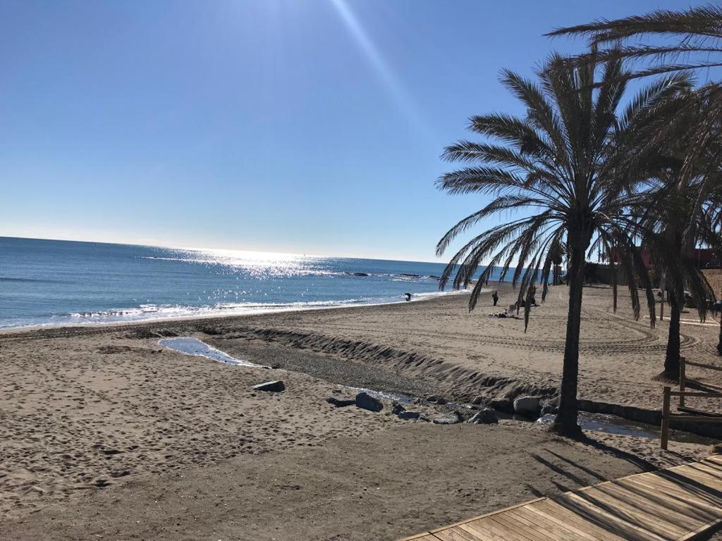 Encantador Estudio En Benalmadena Costa Bagian luar foto